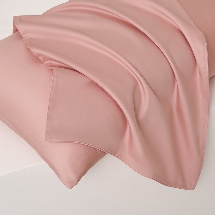 91家纺网 家纺一手货源 找家纺 闲鱼家纺 2025春夏新款小黑标60全棉纯棉四件套系列场景2 单枕套枕套单件 暖心粉