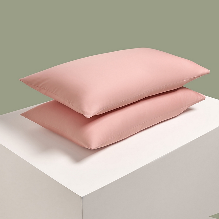 91家纺网 家纺一手货源 找家纺 闲鱼家纺 2025春夏新款小黑标60全棉纯棉四件套系列场景2 单枕套枕套单件 暖心粉