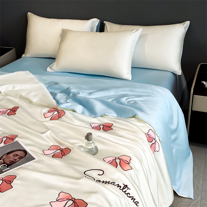 91家纺网 家纺一手货源 找家纺 笙意家纺 2025新款水洗真丝夏被夏凉被空调被四件套-满绣系列 蝴蝶结-白+天蓝