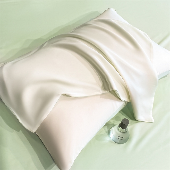 91家纺网 家纺一手货源 找家纺 笙意家纺 2025新款水洗真丝夏被夏凉被空调被四件套-满绣系列 南瓜-白+绿