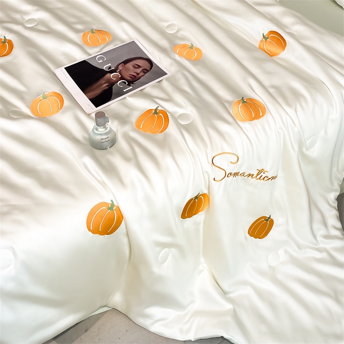 91家纺网 家纺一手货源 找家纺 笙意家纺 2025新款水洗真丝夏被夏凉被空调被四件套-满绣系列 南瓜-白+绿