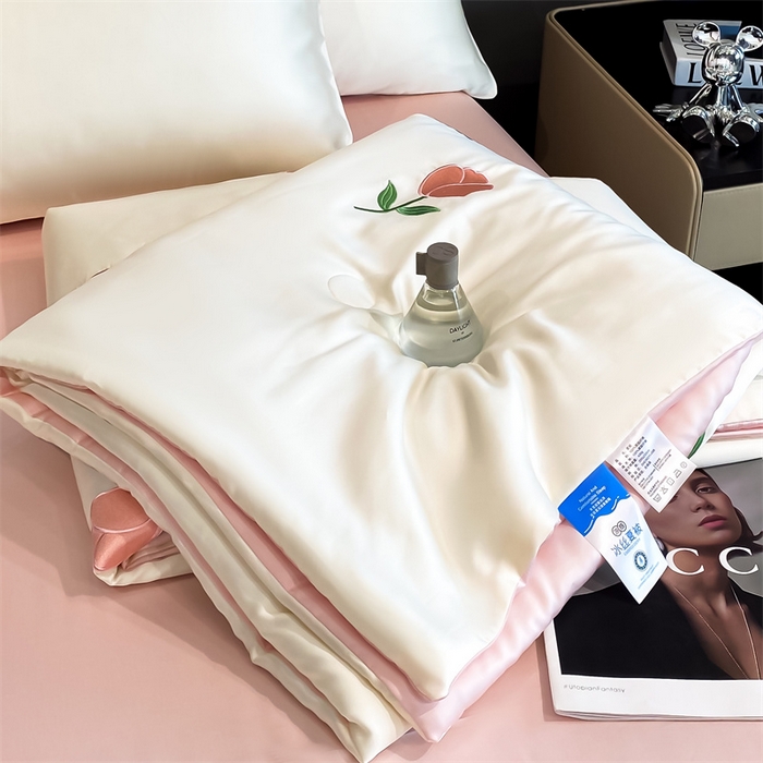 91家纺网 家纺一手货源 找家纺 笙意家纺 2025新款水洗真丝夏被夏凉被空调被四件套-满绣系列 郁金香-白+粉