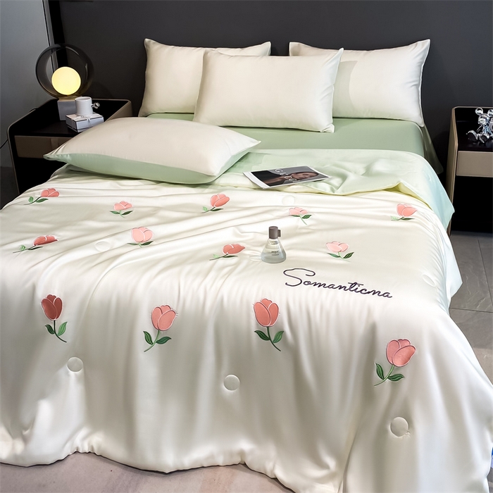 91家纺网 家纺一手货源 找家纺 笙意家纺 2025新款水洗真丝夏被夏凉被空调被四件套-满绣系列 郁金香-白+绿