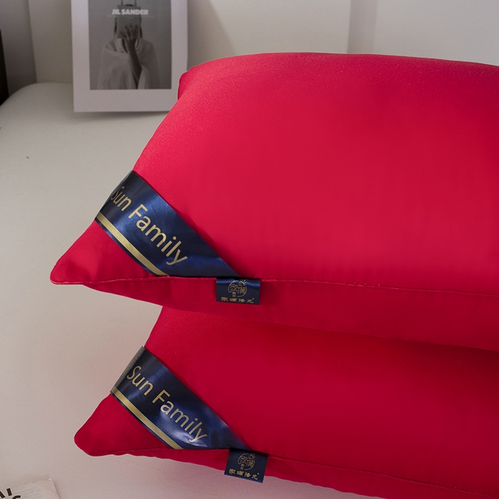 91家纺网 家纺一手货源 找家纺 佳合枕芯 2025家满阳光酒店款羽丝绒枕枕芯枕头 红色高枕1000g