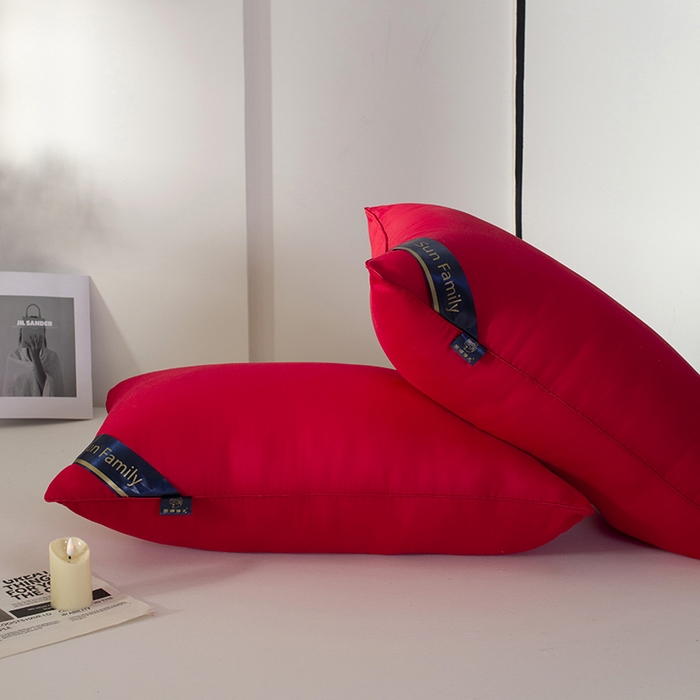 91家纺网 家纺一手货源 找家纺 佳合枕芯 2025家满阳光酒店款羽丝绒枕枕芯枕头 红色高枕1000g