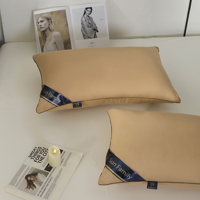 91家纺网 家纺一手货源 找家纺 佳合枕芯 2025家满阳光酒店款羽丝绒枕枕芯枕头 卡其低枕500g