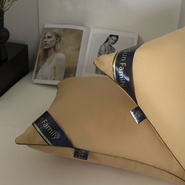 91家纺网 家纺一手货源 找家纺 佳合枕芯 2025家满阳光酒店款羽丝绒枕枕芯枕头 卡其低枕500g