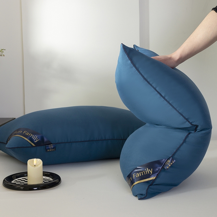 91家纺网 家纺一手货源 找家纺 佳合枕芯 2025家满阳光酒店款羽丝绒枕枕芯枕头 蓝色低枕500g