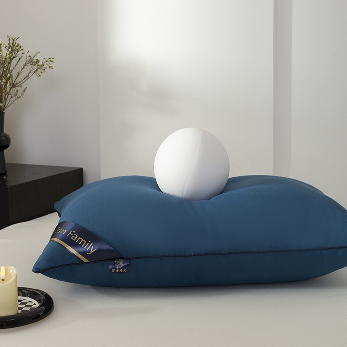 91家纺网 家纺一手货源 找家纺 佳合枕芯 2025家满阳光酒店款羽丝绒枕枕芯枕头 蓝色低枕600g