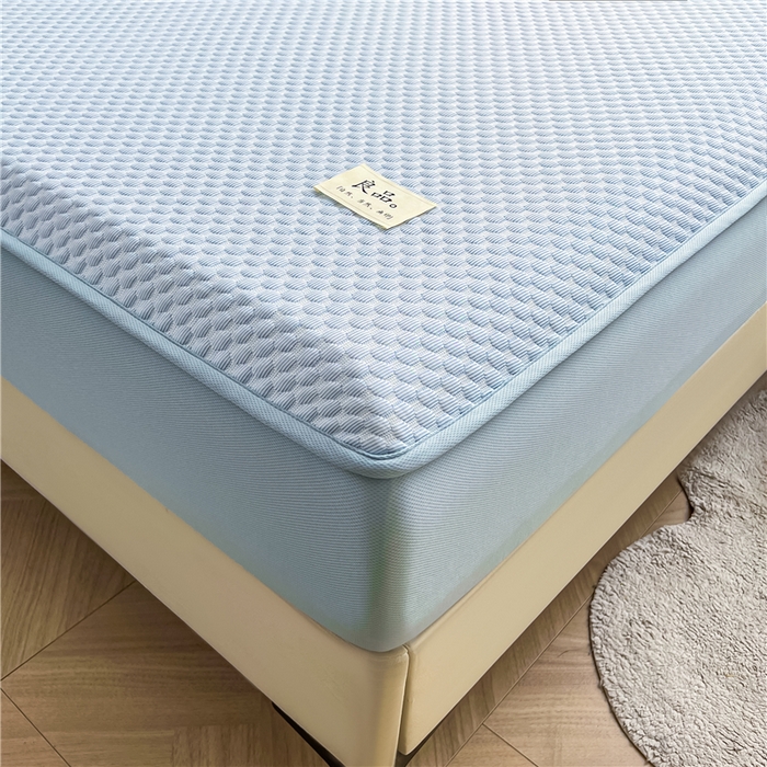 91家纺网 家纺一手货源 找家纺 喜居 2025新款良品风冰豆豆席床笠款凉席凉豆豆席 海盐蓝