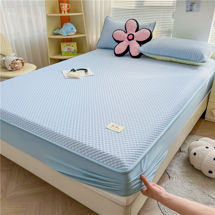 91家纺网 家纺一手货源 找家纺 喜居 2025新款良品风冰豆豆席床笠款凉席凉豆豆席 海盐蓝