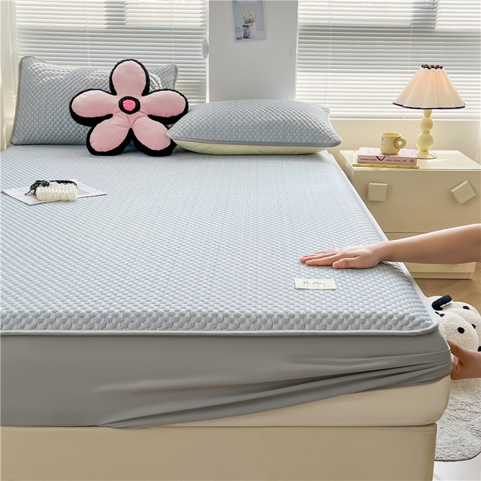 91家纺网 家纺一手货源 找家纺 喜居 2025新款良品风冰豆豆席床笠款凉席凉豆豆席 夏夜蓝