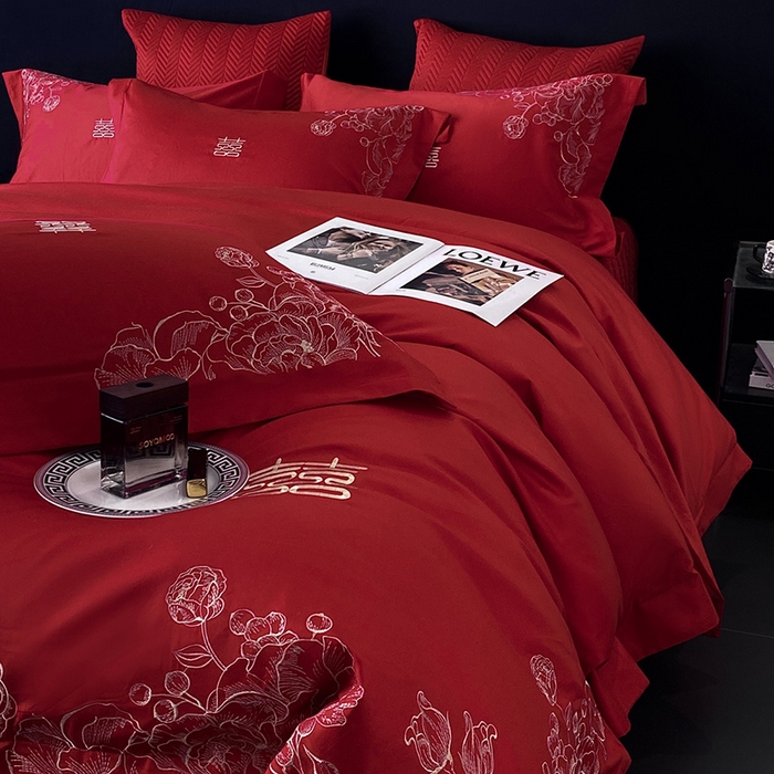 91家纺网 家纺一手货源 找家纺 优悦生活馆 2025新款亲肤婚庆夹棉床盖四件套 喜悦