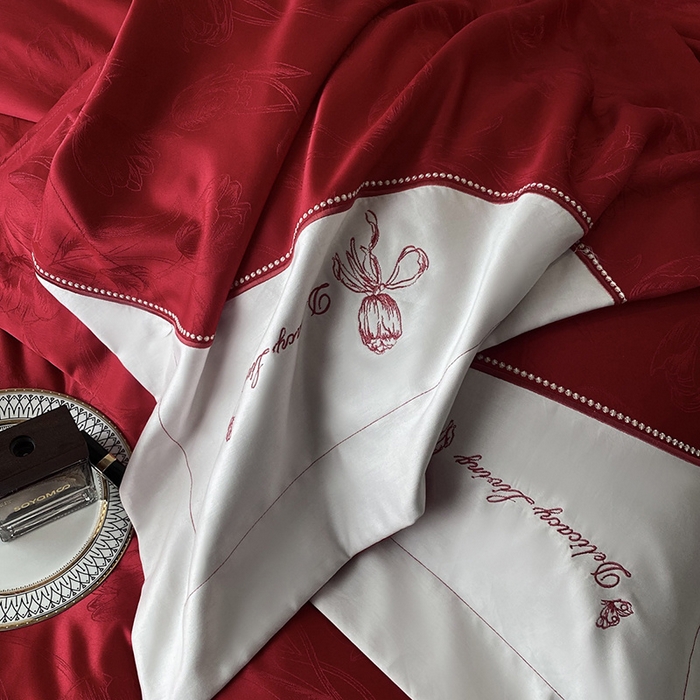 91家纺网 家纺一手货源 找家纺 优悦生活馆 2025新款亲肤婚庆夹棉床盖四件套 心田