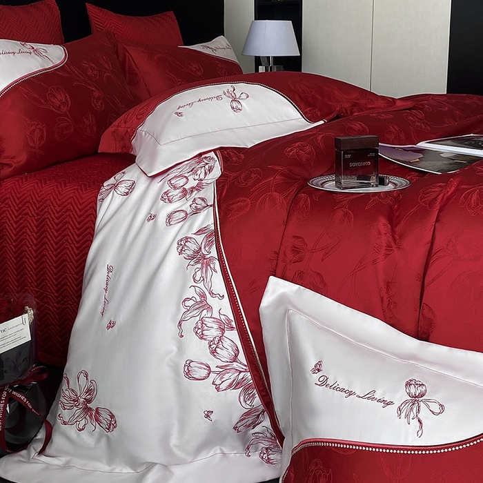 91家纺网 家纺一手货源 找家纺 优悦生活馆 2025新款亲肤婚庆夹棉床盖四件套 心田