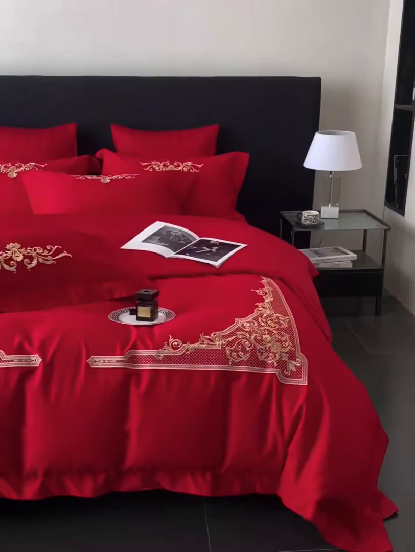 91家纺网 家纺一手货源 找家纺 优悦生活馆 2025新款亲肤婚庆夹棉床盖四件套 予你