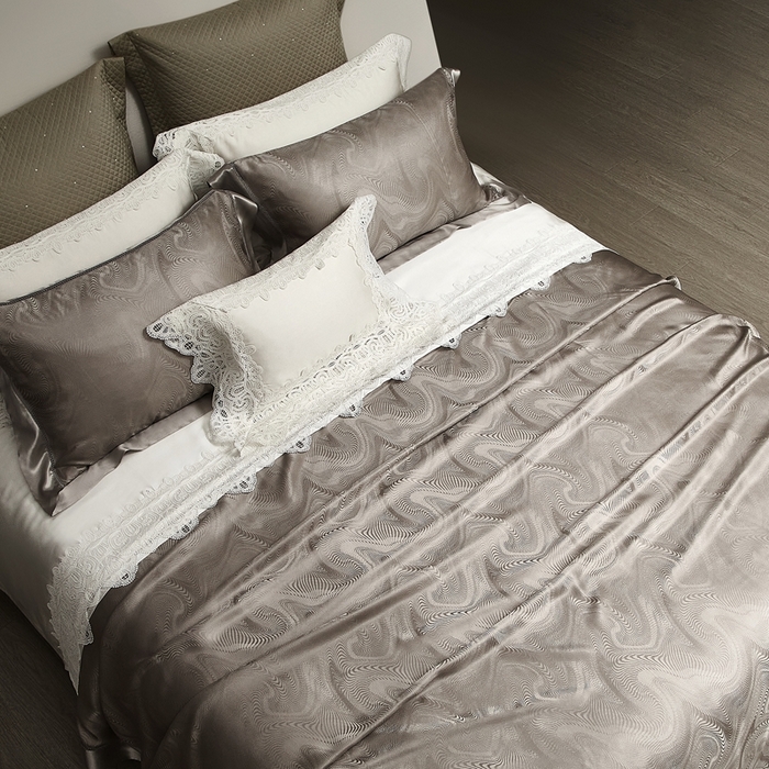 91家纺网 家纺一手货源 找家纺 赫本真丝馆（珍丝纺） 2025新款真丝提花系列四件套 罗蒂娅