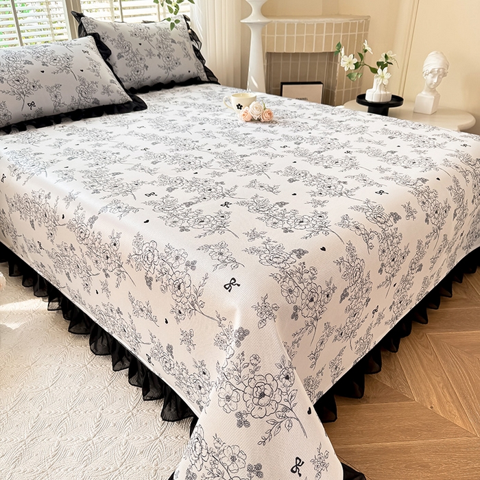 91家纺网 家纺一手货源 找家纺 大麦家纺 2025新款碳光冰丝软凉席夏被四件套 半夏清风