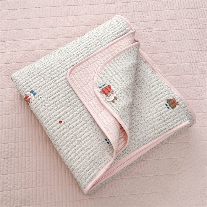 91家纺网 家纺一手货源 找家纺 恒爱 2025新款全棉印花单床盖 公主兔-浅咖