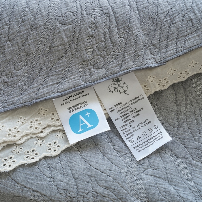91家纺网 家纺一手货源 找家纺 棠薇家纺2025新款花边款全棉三层细纱色织提花毛巾被夏被空调被毛巾毯 花边知晓灰