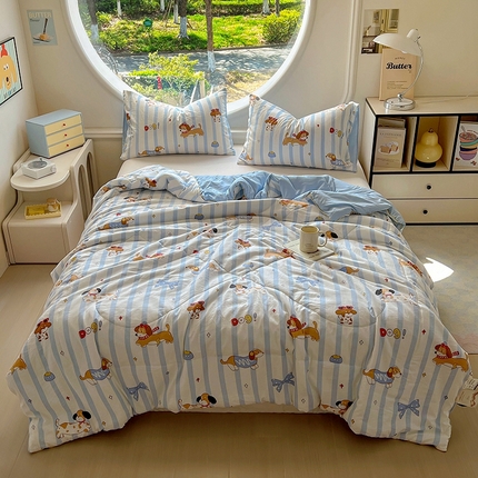 91家纺网 家纺一手货源 找家纺 初念 2025新款云朵棉系列夏被（提供买家秀） 面包腊肠