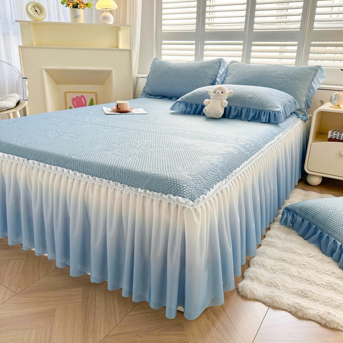 91家纺网 家纺一手货源 找家纺 2025新款冰豆豆凉感床裙凉席席子-花之恋系列冰豆豆床裙凉席-花之恋系列 花之恋-兰色