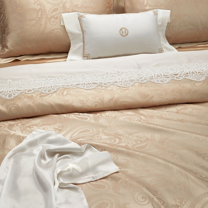 91家纺网 家纺一手货源 找家纺 赫本真丝馆（珍丝纺） 2025新款真丝提花系列四件套 佩德拉-金