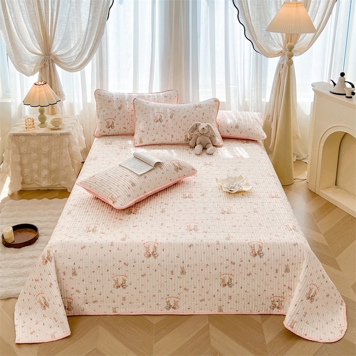 91家纺网 家纺一手货源 找家纺 恒爱 2025新款全棉印花单床盖 爱情兔