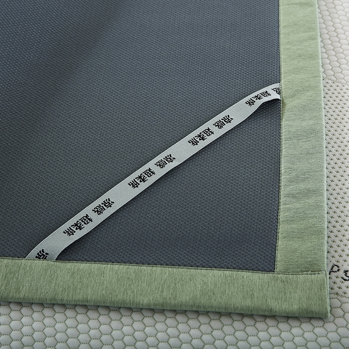 91家纺网 家纺一手货源 找家纺 法莱妮2025新款卡通三明治冰豆豆凉席 熊猫