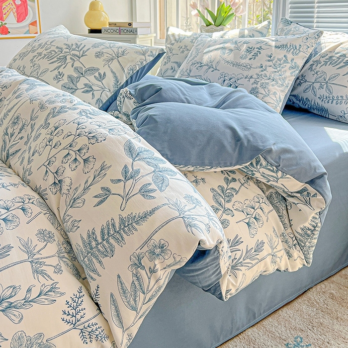 91家纺网 家纺一手货源 找家纺 2025新款水洗云朵糯糯棉简约风ins风小碎花被套床单款床笠款三四件套 恋爱季节