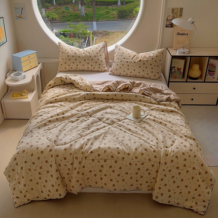 91家纺网 家纺一手货源 找家纺 初念 2025新款云朵棉系列夏被（提供买家秀） 小蘑菇