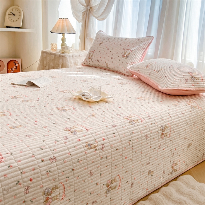 91家纺网 家纺一手货源 找家纺 恒爱 2025新款全棉印花单床盖 爱情兔