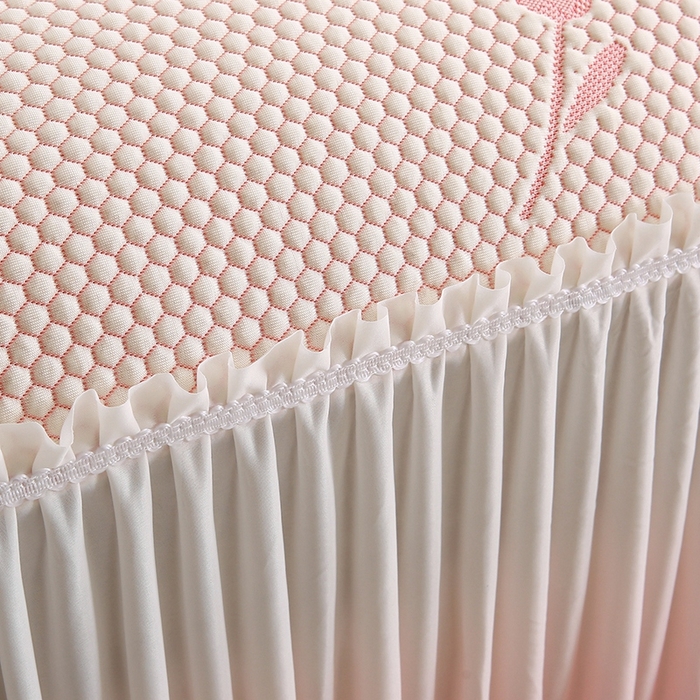 91家纺网 家纺一手货源 找家纺 法莱妮2025夏季新款A类真凉感丝提花三明治冰豆豆凉席床裙三件套  郁金香 -粉