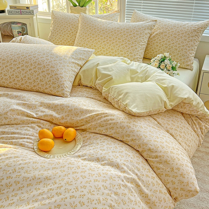 91家纺网 家纺一手货源 找家纺 2025新款水洗云朵糯糯棉简约风ins风小碎花被套床单款床笠款三四件套 浅香