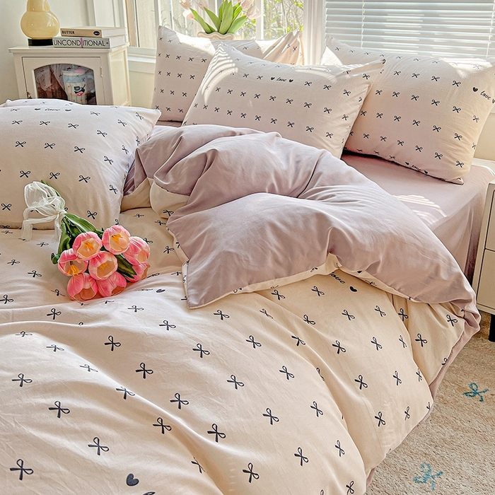 91家纺网 家纺一手货源 找家纺 2025新款水洗云朵糯糯棉简约风ins风小碎花被套床单款床笠款三四件套 蝴蝶结