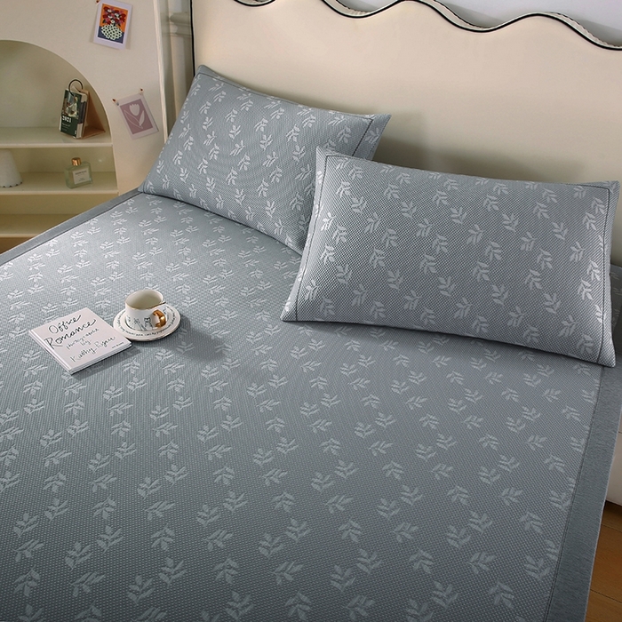 91家纺网 家纺一手货源 找家纺 法莱妮 2025夏季新款A类真凉感丝提花加厚三明治冰豆豆凉席-叶韵系列  叶韵-深灰