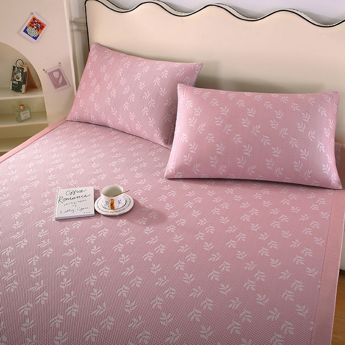 91家纺网 家纺一手货源 找家纺 法莱妮 2025夏季新款A类真凉感丝提花加厚三明治冰豆豆凉席-叶韵系列  叶韵-粉