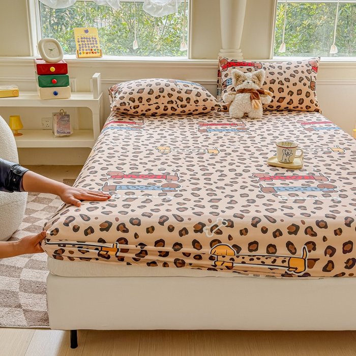 91家纺网 家纺一手货源 找家纺 2025新款全棉床单床笠 豹纹狗 床笠款