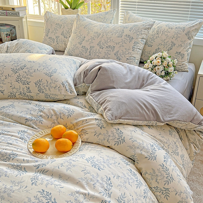 91家纺网 家纺一手货源 找家纺 2025水洗棉双层纱简约风ins风小碎花被套床单款床笠款三四件套-单被套 蓝颜