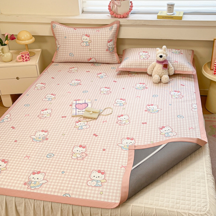 91家纺网 家纺一手货源 找家纺 慕澄家纺 2025新款小清新印花真冰藤系列凉席床席款 床席-粉格猫咪