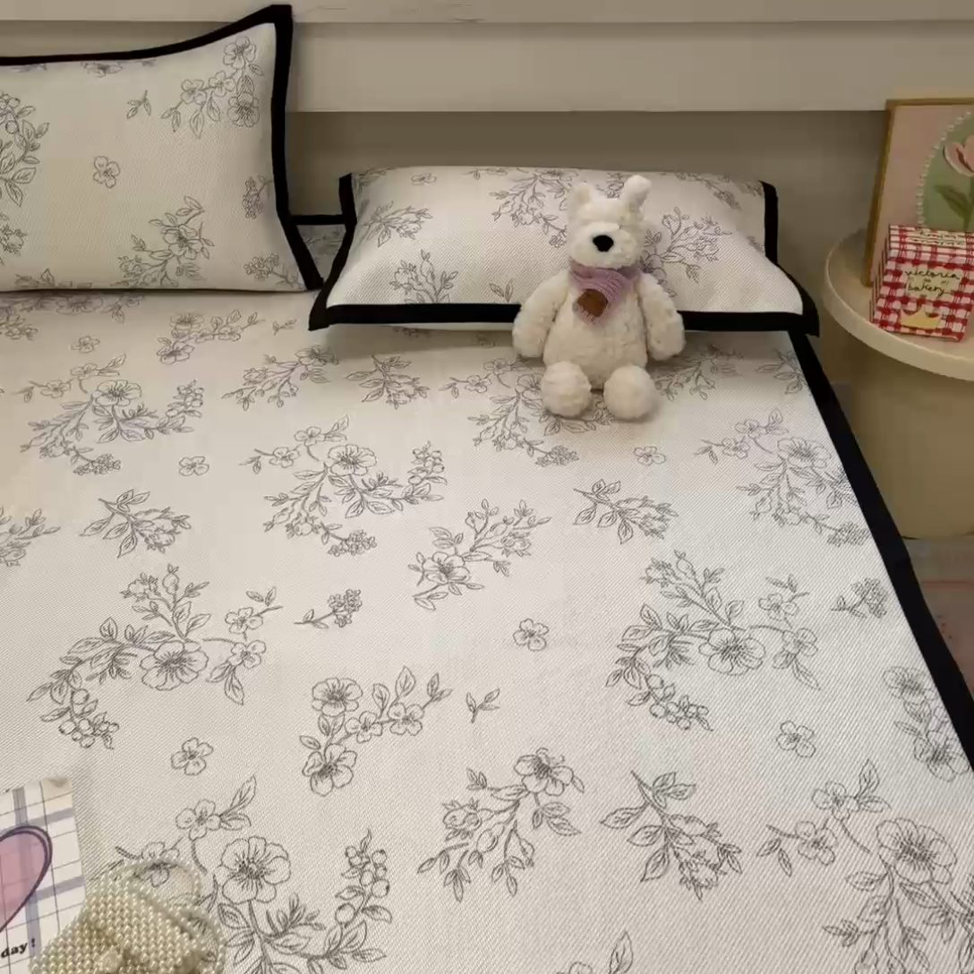 91家纺网 家纺一手货源 找家纺 慕澄家纺 2025新款小清新印花真冰藤系列凉席床席款 床席-花影