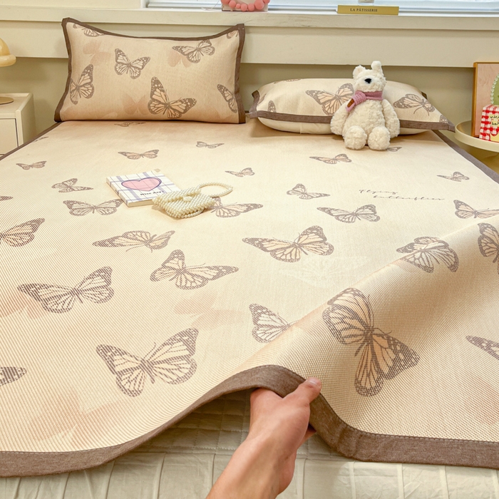 91家纺网 家纺一手货源 找家纺 慕澄家纺 2025新款小清新印花真冰藤系列凉席床席款 床席-翩翩蝴蝶