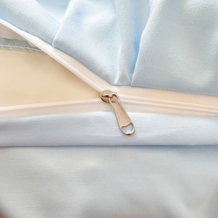 91家纺网 家纺一手货源 找家纺 泉欣家纺 2025新款网红可爱卡通公主风毛巾绣花水洗棉四件套（专版花型）甜甜猫咪 甜甜猫咪-奶黄蓝