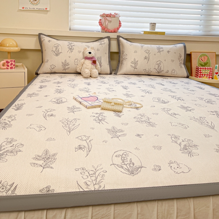 91家纺网 家纺一手货源 找家纺 慕澄家纺 2025新款小清新印花真冰藤系列凉席床席款 床席-花儿小兔