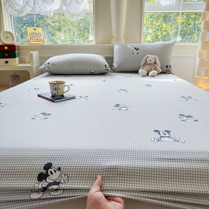 91家纺网 家纺一手货源 找家纺 2025新款全棉床单床笠 灰格米奇 床笠款