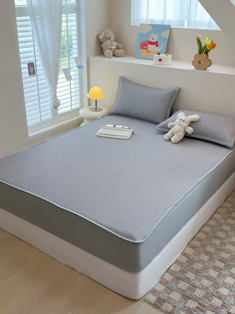 91家纺网 家纺一手货源 找家纺 金盛纺 2025新款冰豆豆凉席-床笠款 华夫格-灰