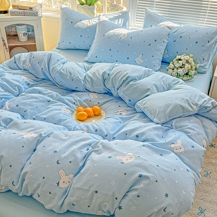 91家纺网 家纺一手货源 找家纺 2025新款水洗云朵糯糯棉简约风ins风小碎花被套床单款床笠款三四件套 星空兔