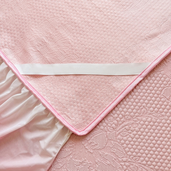 91家纺网 家纺一手货源 找家纺 2025新款冰豆豆凉感床裙凉席席子-花之恋系列冰豆豆床裙凉席-花之恋系列 花之恋 粉色