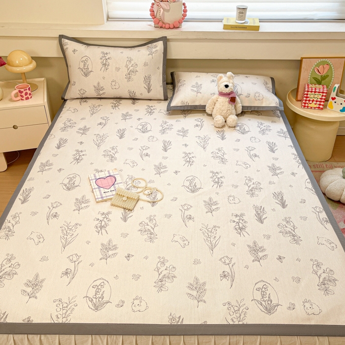 91家纺网 家纺一手货源 找家纺 慕澄家纺 2025新款小清新印花真冰藤系列凉席床席款 床席-花儿小兔