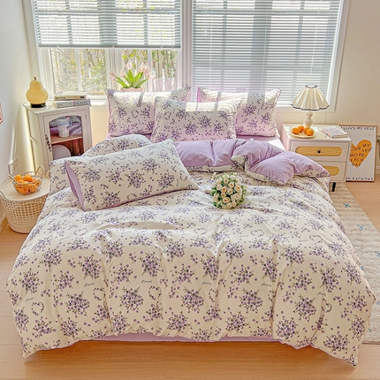 91家纺网 家纺一手货源 找家纺 2025新款水洗云朵糯糯棉简约风ins风小碎花被套床单款床笠款三四件套 薰衣草